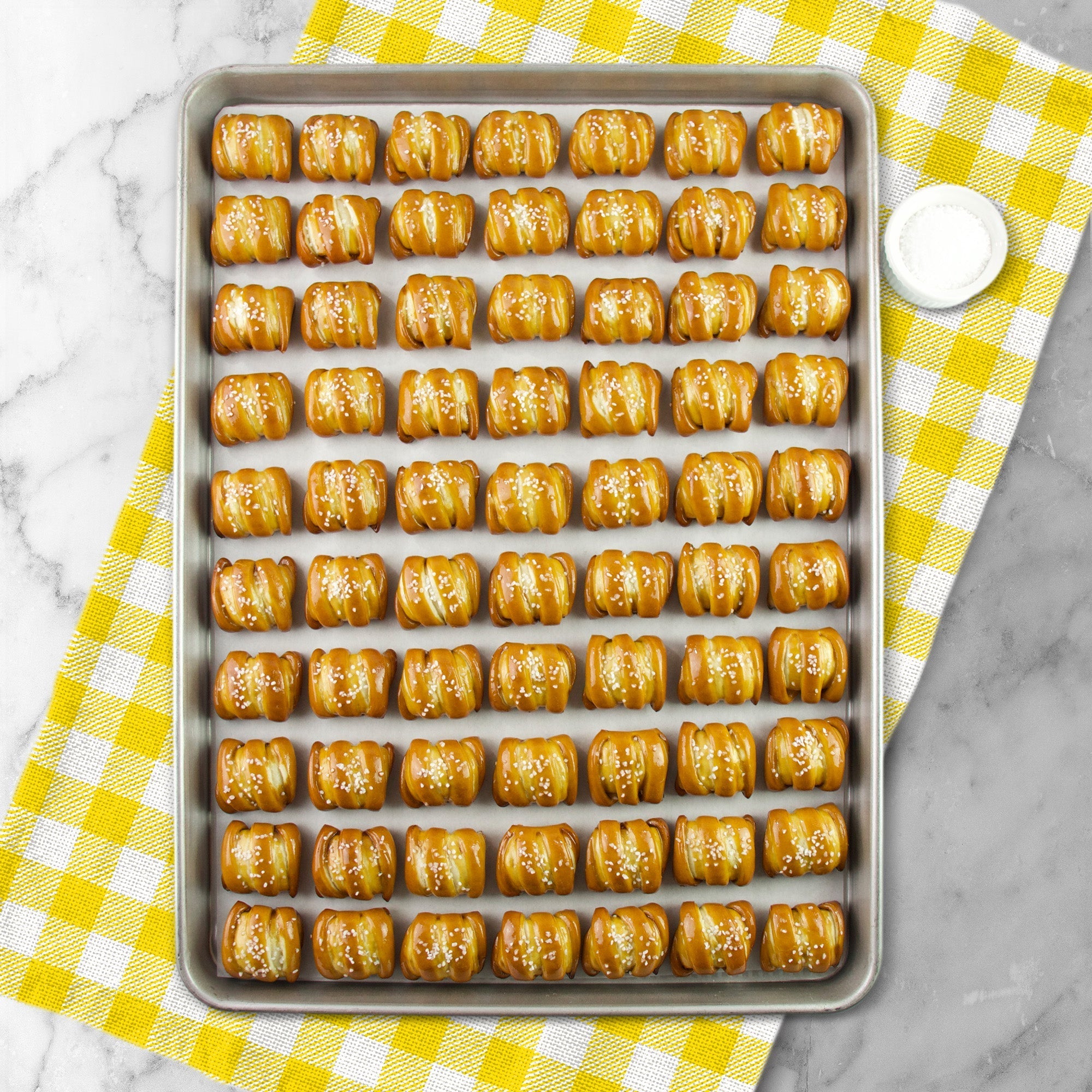 One-Timer Bites Soft Pretzel Box - Congratulations